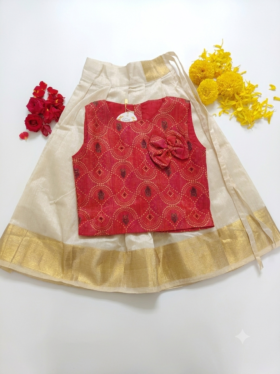 Red Pattupavada